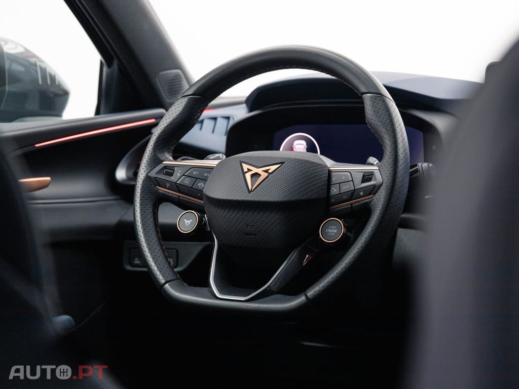 Cupra Terramar 1.5 e-Hybrid Tribe Edition DSG