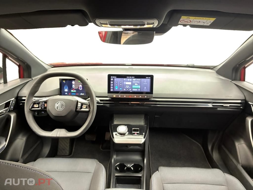 MG MG4 EV Standard 2WD