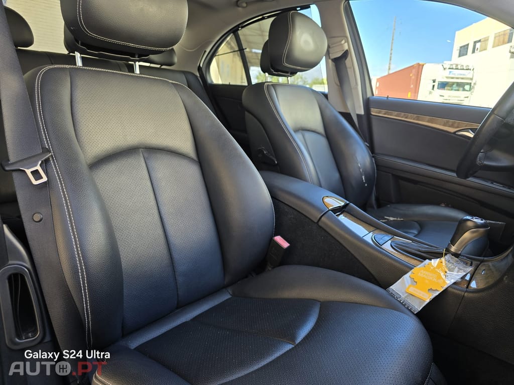 Mercedes-Benz E 420 E 420 CDI V8 Biturbo Avantgurd
