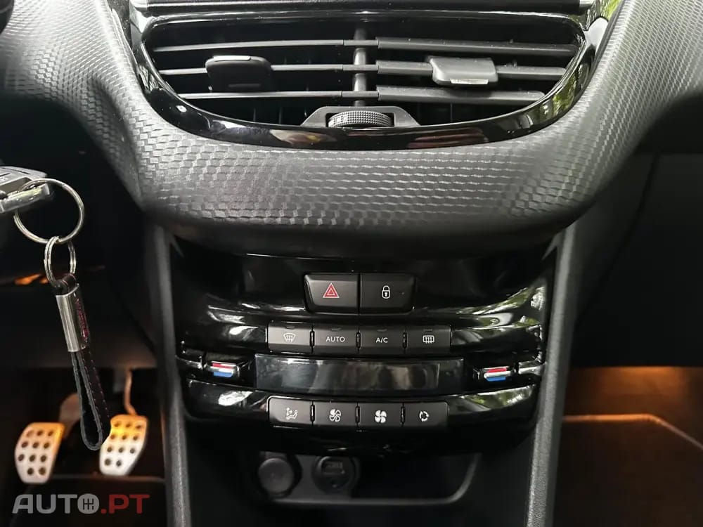 Peugeot 208 1.2 PureTech GT Line