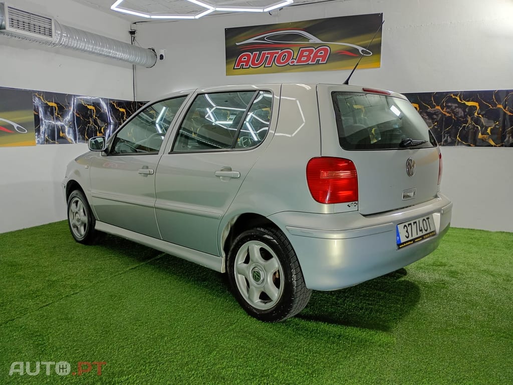 Volkswagen Polo 1.4 TDi Confortline ABS