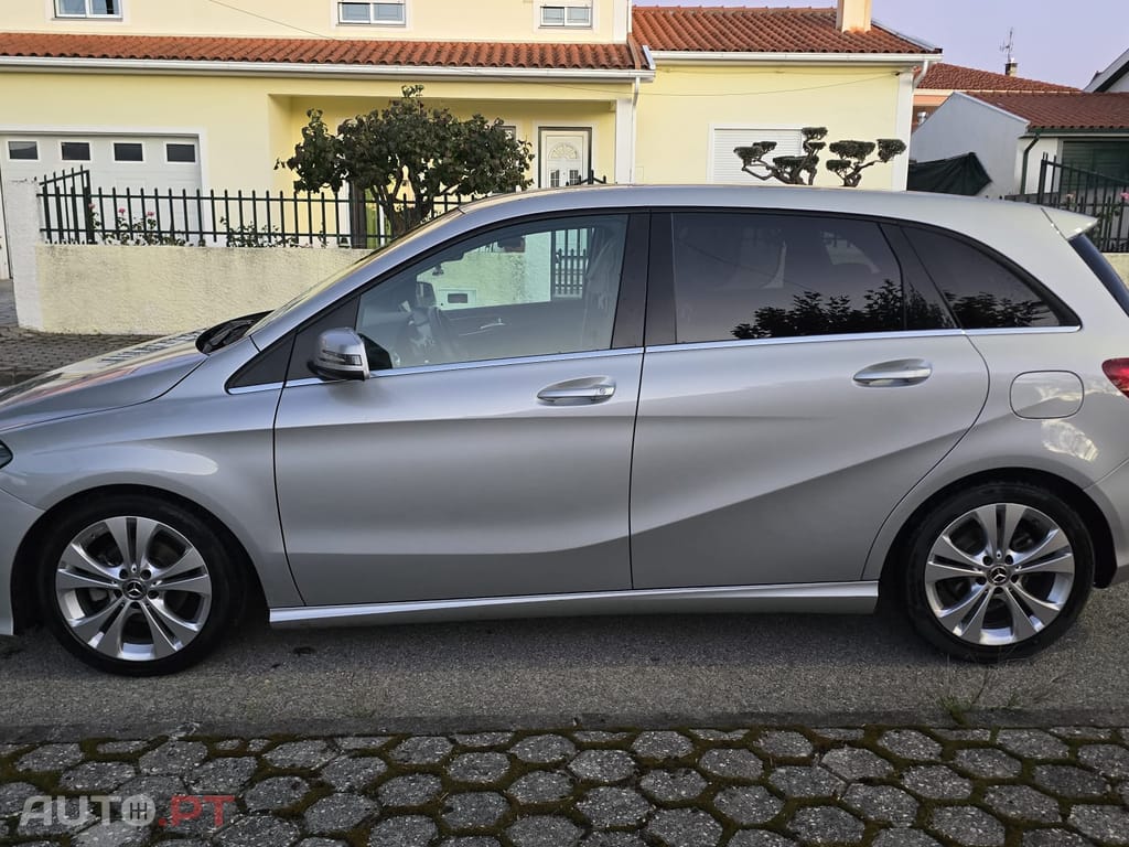 Mercedes-Benz B 180 Style +