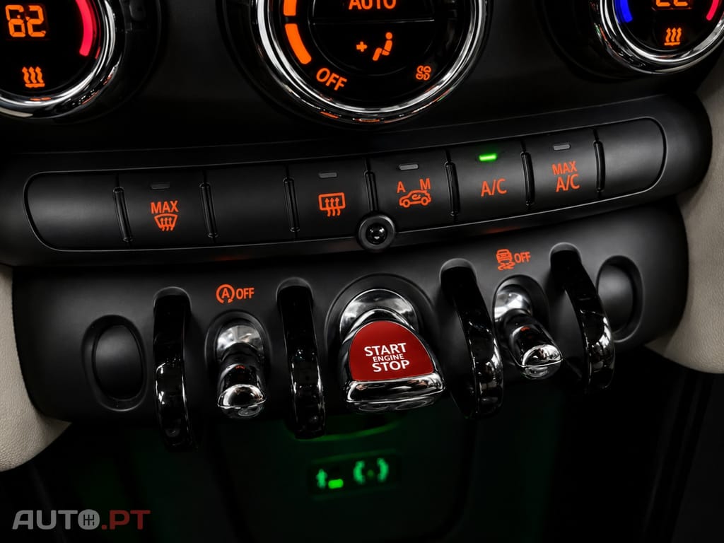 MINI Cooper Cooper D