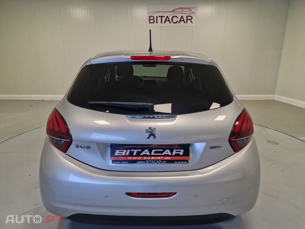 Peugeot 208 1.2 STYLE