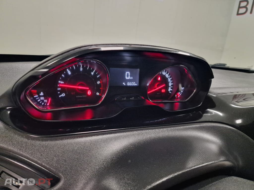 Peugeot 208 1.4 HDi Active