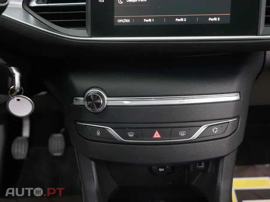 Peugeot 308 SW 1.2 PureTech Business Line