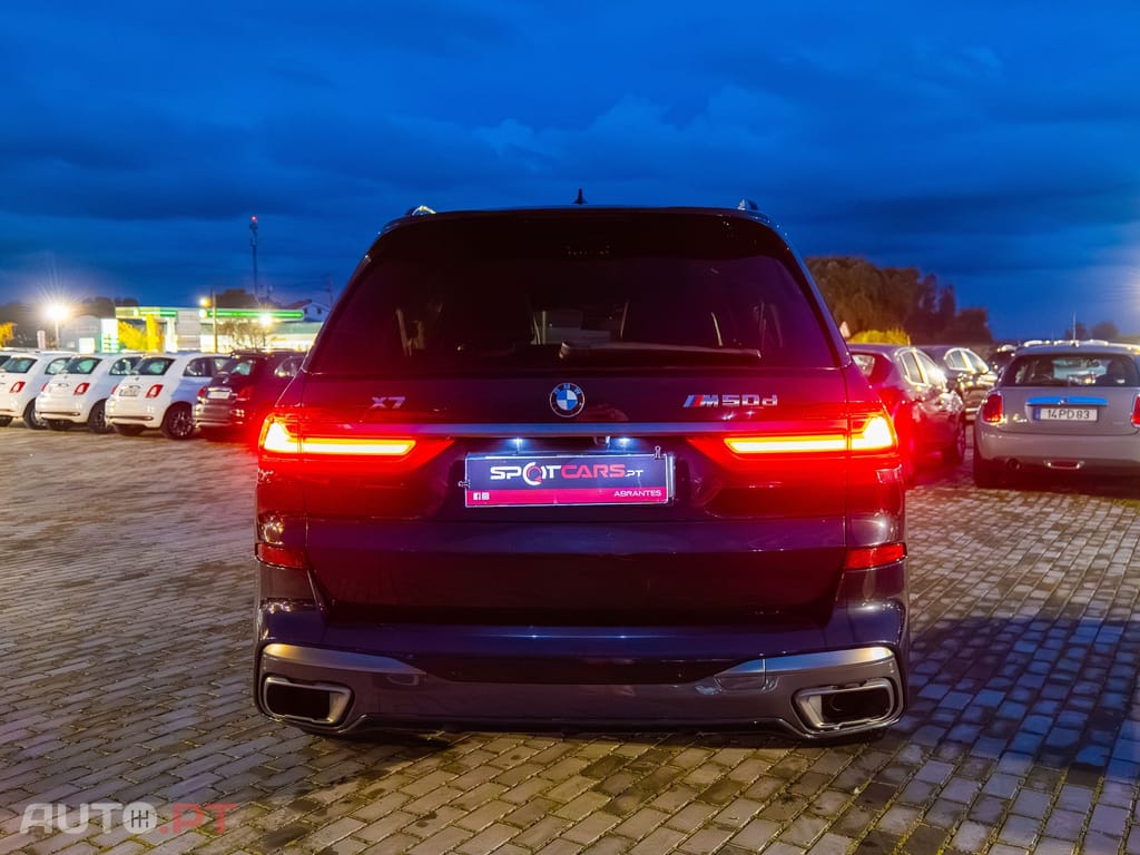 BMW X7 M50d
