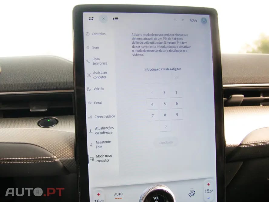 Ford Mustang Mach-E Standard