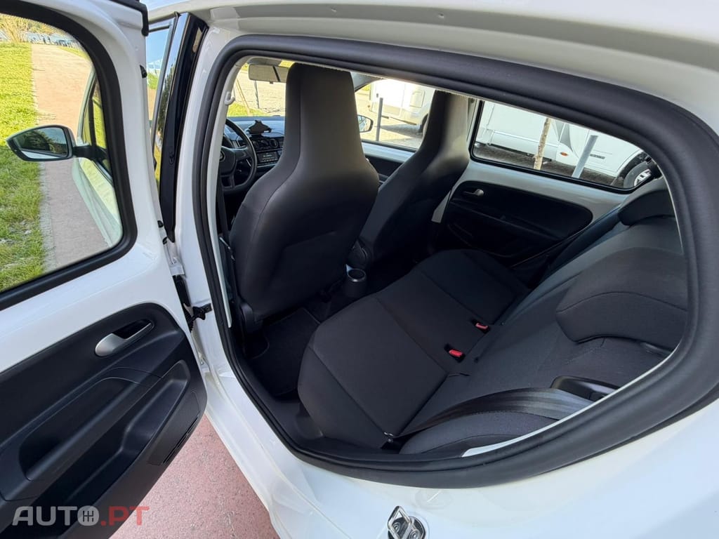 Volkswagen Up! 1.0 White