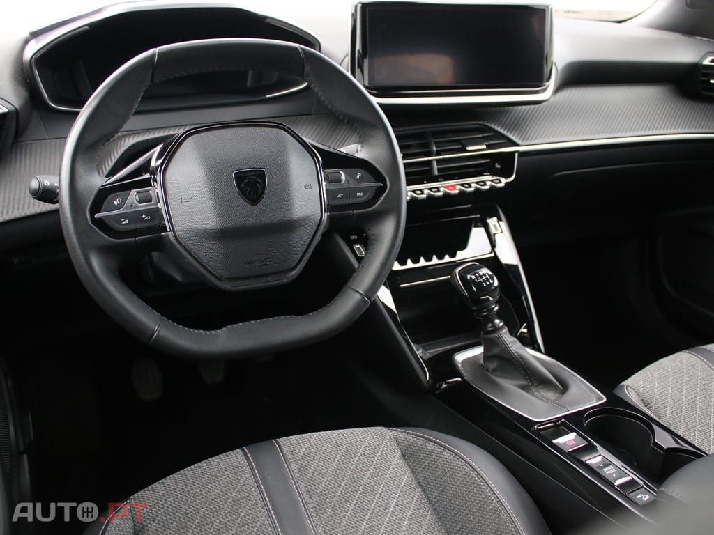 Peugeot 2008 1.2 Allure