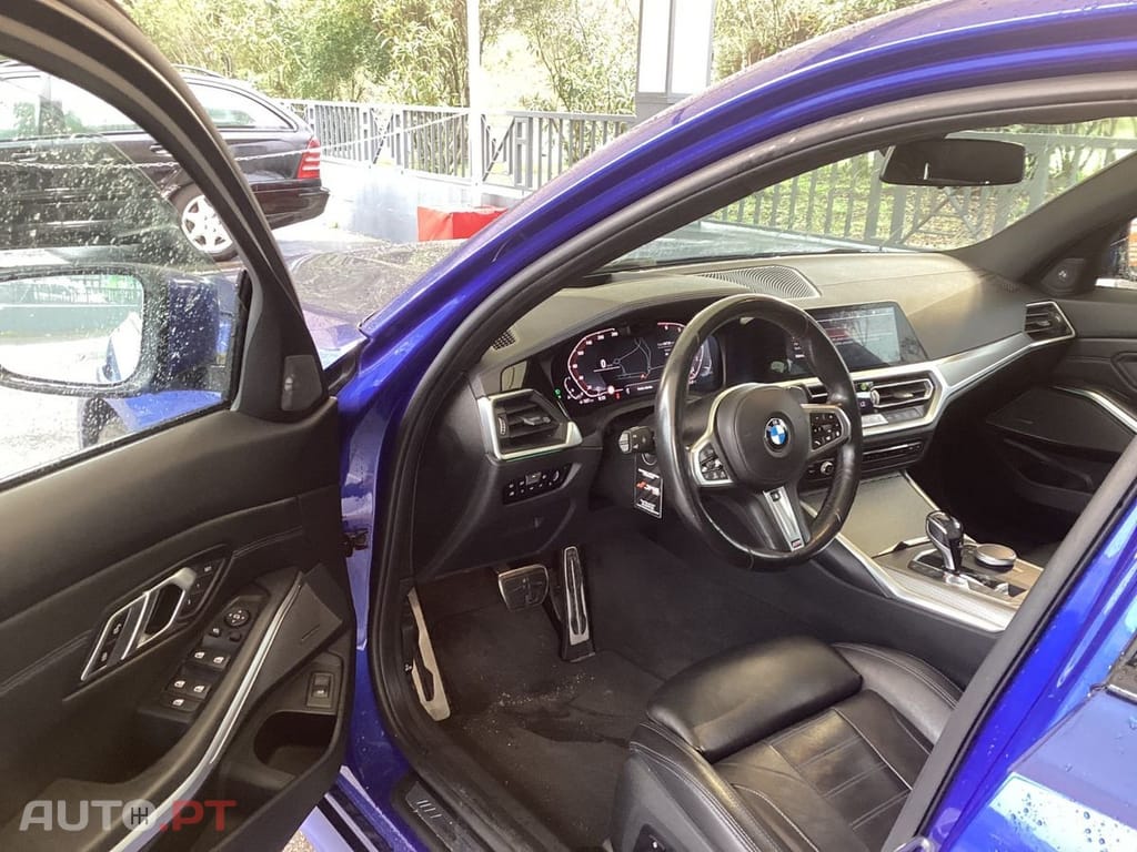 BMW 330 i M Sport Auto