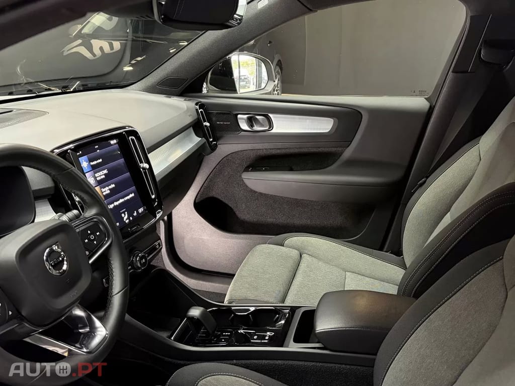 Volvo XC40 1.5 T3 Momentum