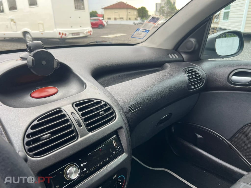 Peugeot 206 2.0 HDi XS