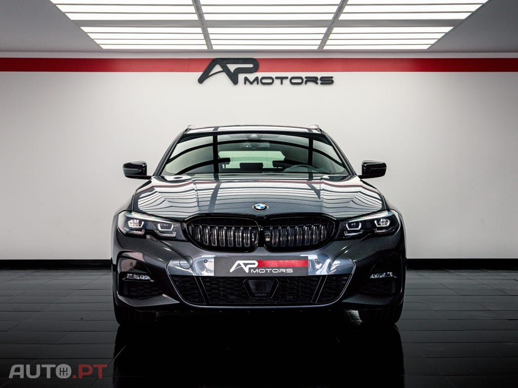 BMW 330 e Touring Pack M Auto