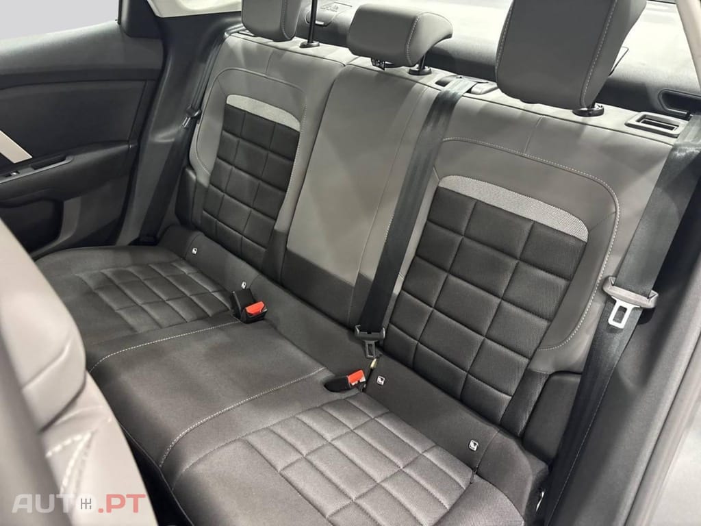 Citroen C4 X Híbrido 136 ë-DCS6 Plus I.V.A DEDUTIVEL 