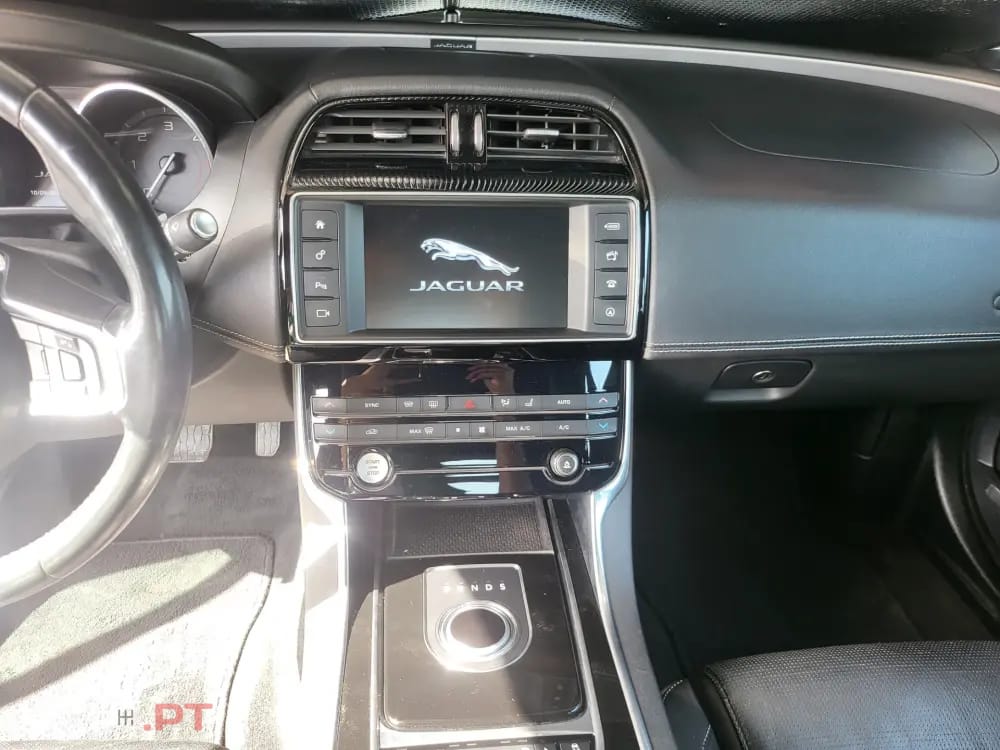 Jaguar XE 2.0 D R-Sport AWD Aut.