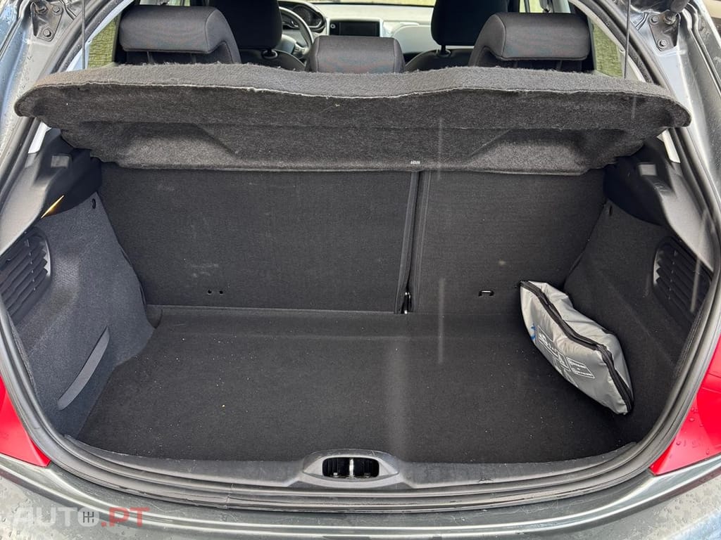 Peugeot 208 1.2 VTi Active