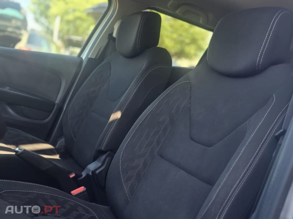 Renault Clio Sport Tourer 0.9 TCe Limited