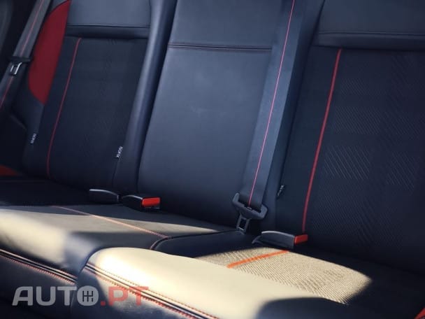 Peugeot 208 1.6 THP GTi