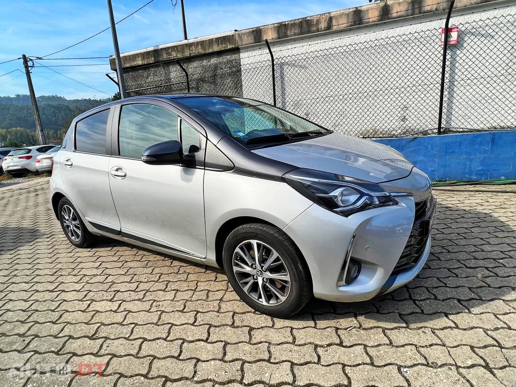 Toyota Yaris 1.5 HSD 20 Anos