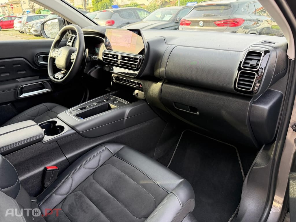 Citroen C5 Aircross 1.6 Hybrid Shine e-EAT8