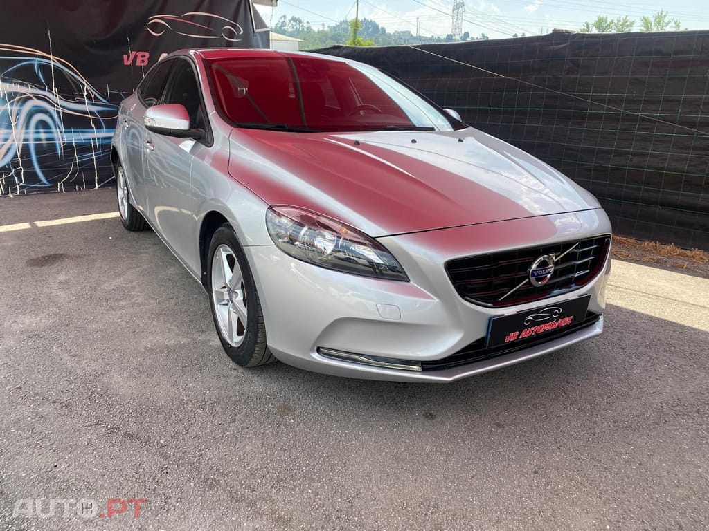 Volvo V40 1.6 D2 Momentum