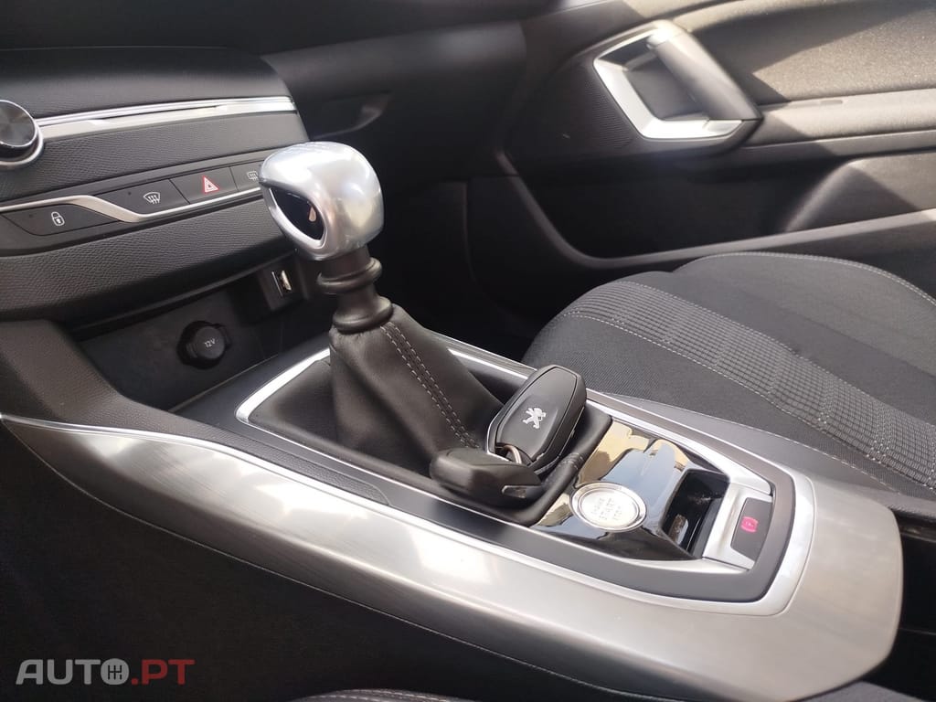 Peugeot 308 1.6 BlueHDi Allure