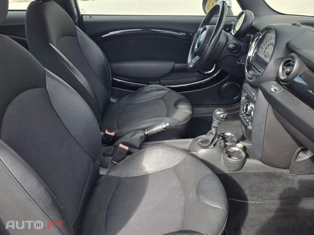 MINI Coupé Cooper SD Auto
