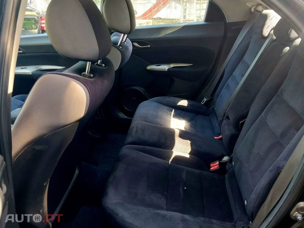 Honda Civic 1.8 Sport