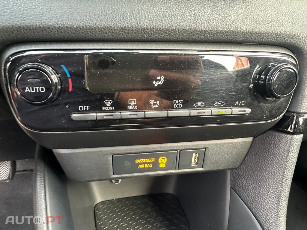 Toyota Yaris 1.5 hybrid