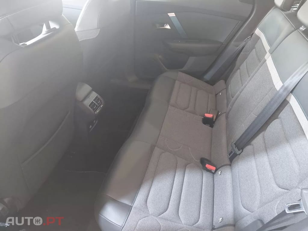 Citroen e-C4 50 kWh Shine Pack