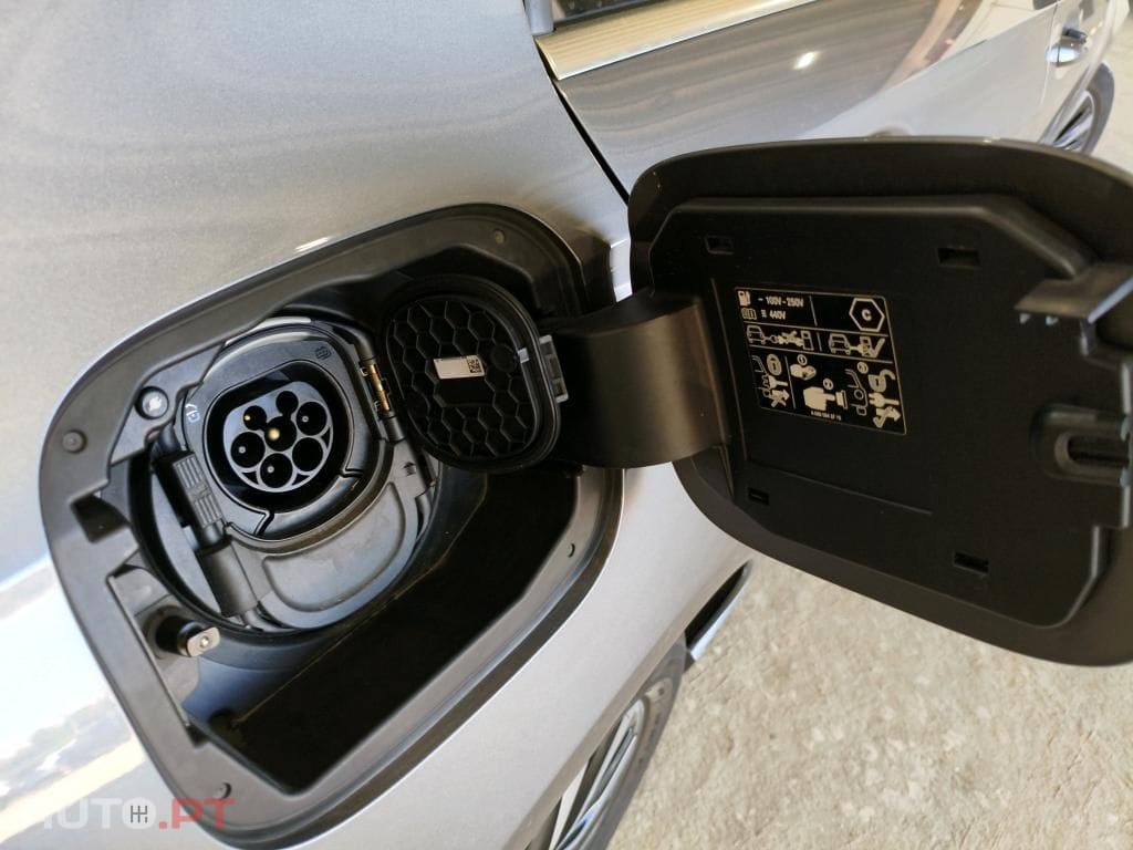 Mercedes-Benz A 250 e Style Plus