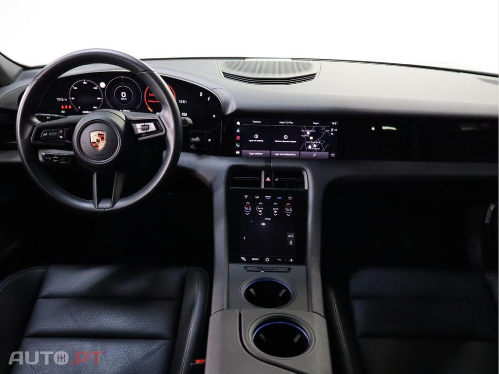 Porsche Taycan Standard