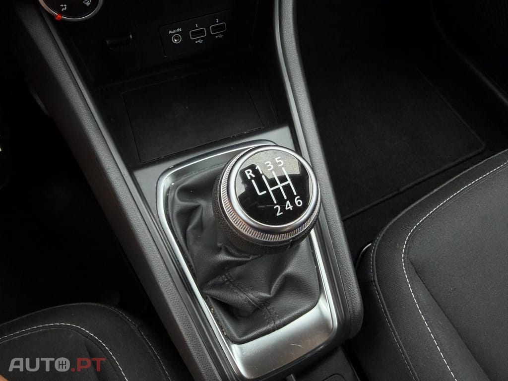 Renault Captur 1.0 TCe Zen — fotografia 13