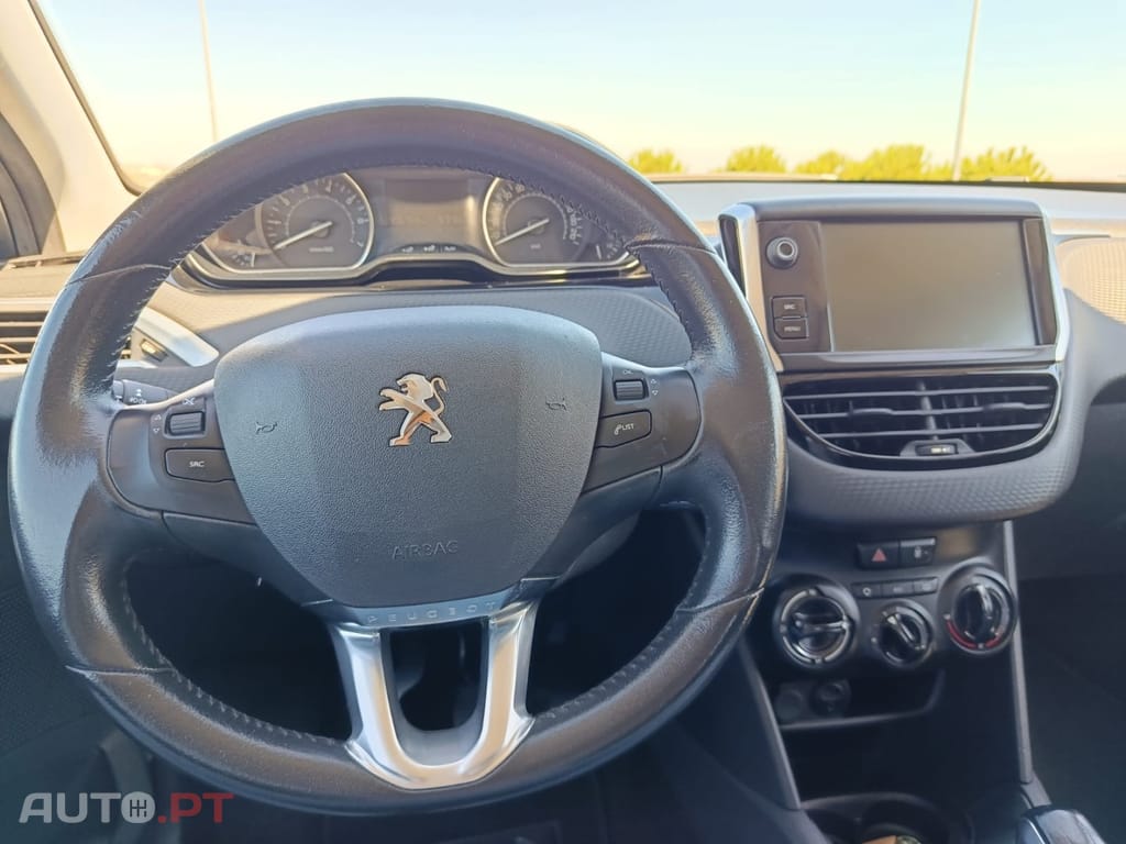 Peugeot 208 1.2 PureTech Style