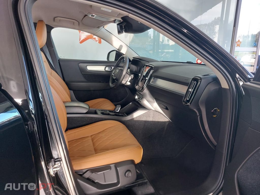 Volvo XC40 1.5 T4 PHEV Inscription Expression