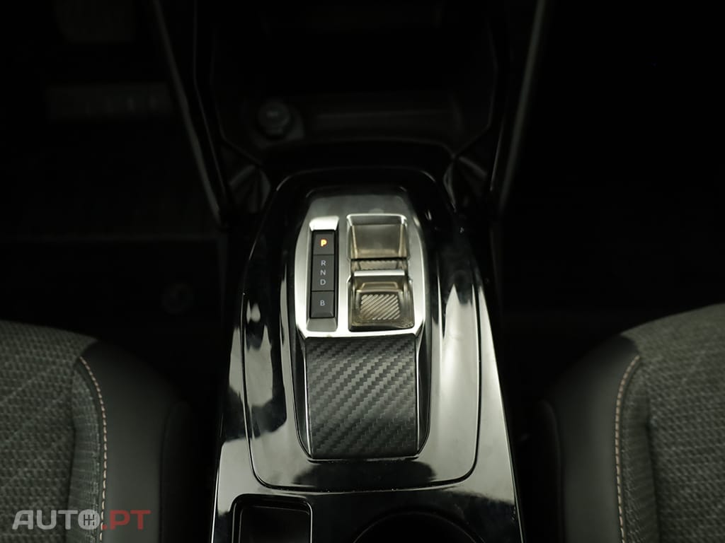 Peugeot E-2008 e-2008 50 kWh Allure