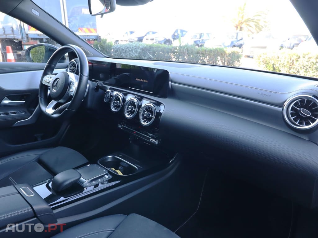 Mercedes-Benz A 250 A 250e AMG