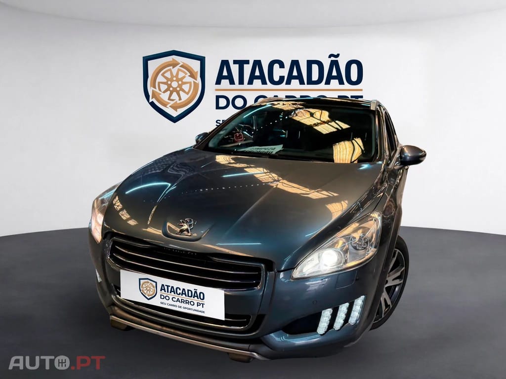 Peugeot 508 RXH 2.0 HDi Hybrid4 2-Tronic — fotografia 3