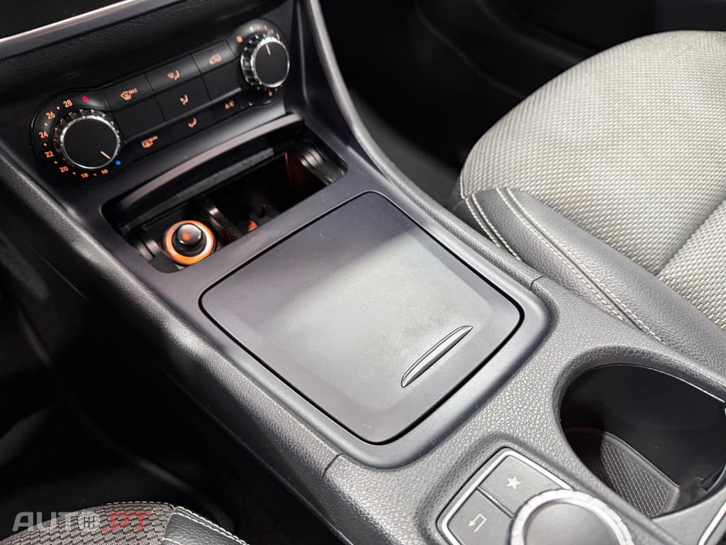 Mercedes-Benz CLA 180 d Shooting Brake