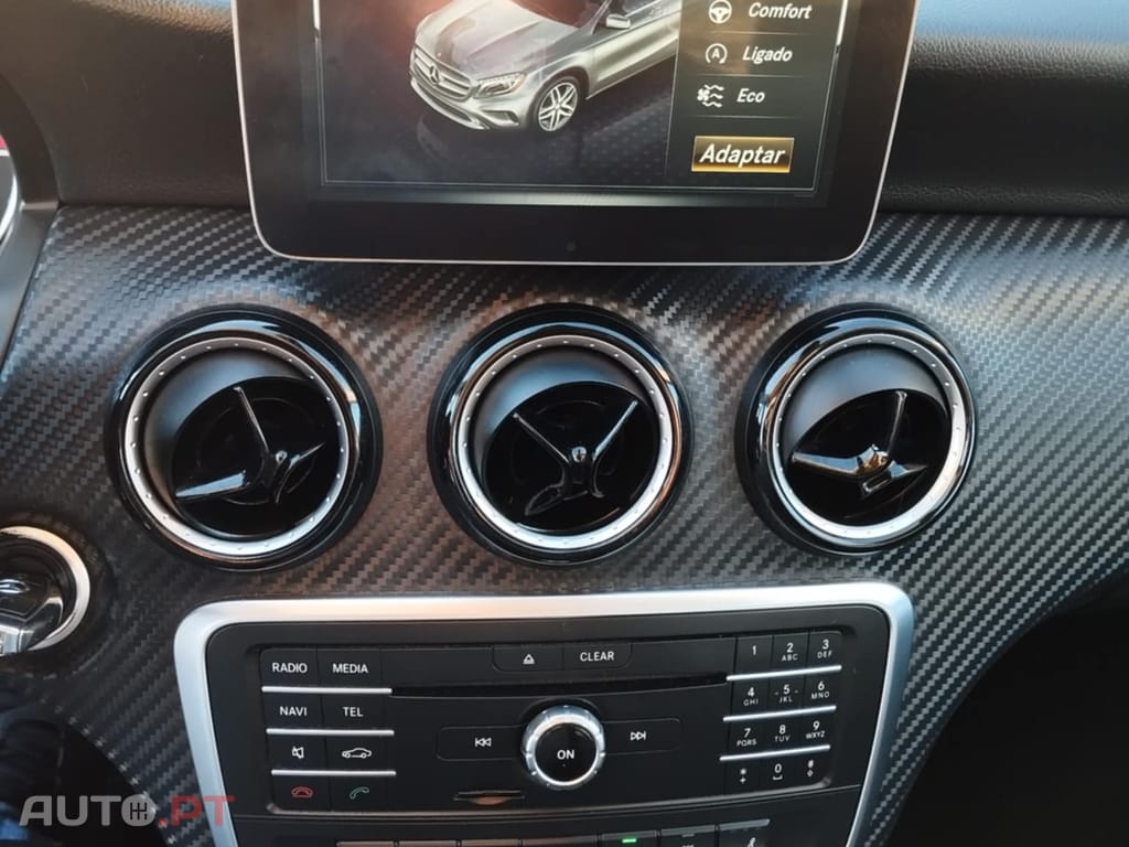 Mercedes-Benz GLA 180 automático