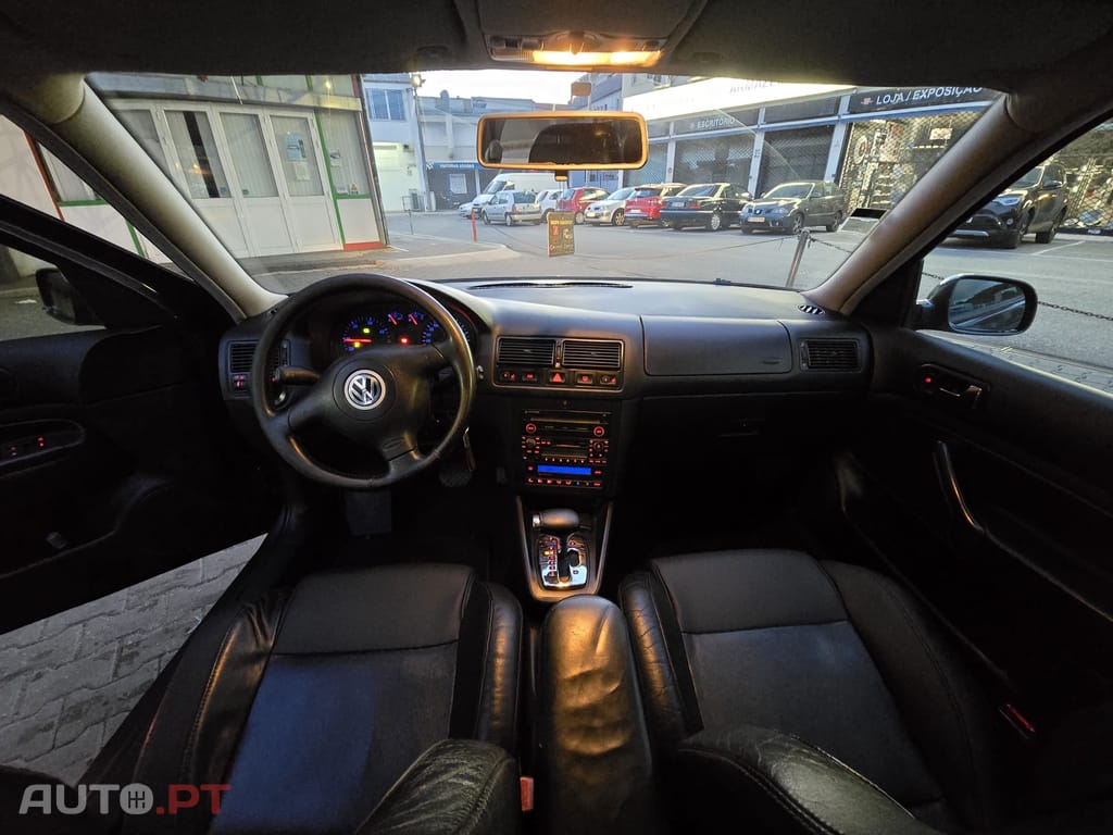 Volkswagen Golf 1,9 TDI 130 Cv's Highline Cx.Automatica