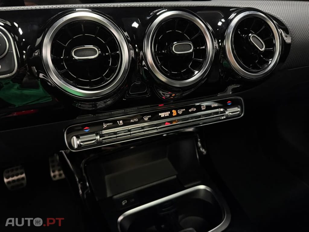 Mercedes-Benz A 160 d AMG Line