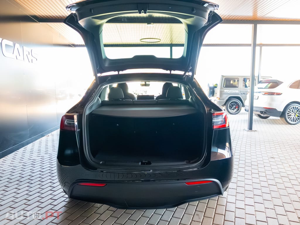 Tesla Model Y Performance Tração Integral