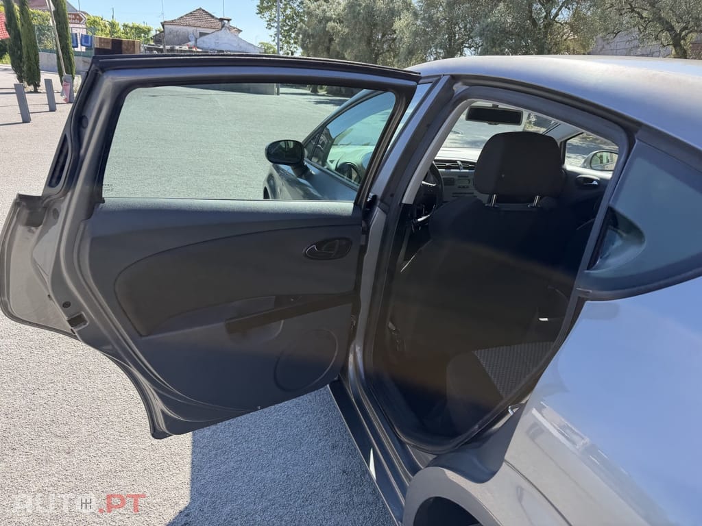 Seat Leon 1.6 TDI DPF Style