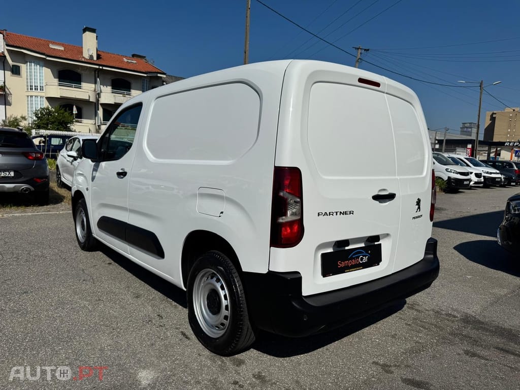 Peugeot Partner 1.5 BlueHDi Pro Standard