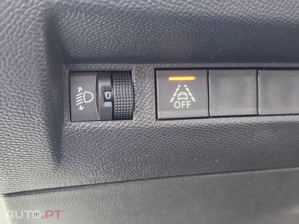 Peugeot 2008 1.5 BlueHDi Allure