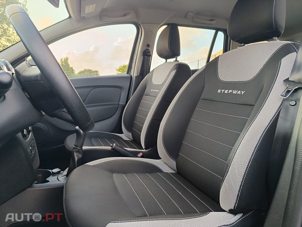 Dacia Logan MCV 0.9 TCe Stepway - Nacional