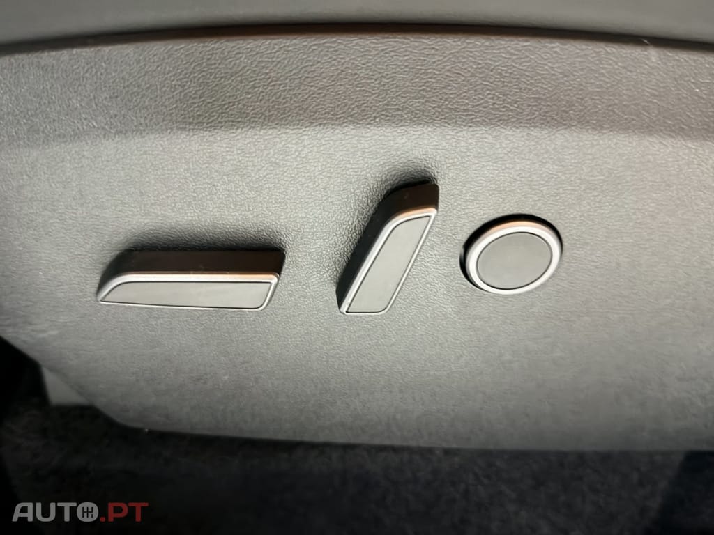 Tesla Model Y Performance Tração Integral