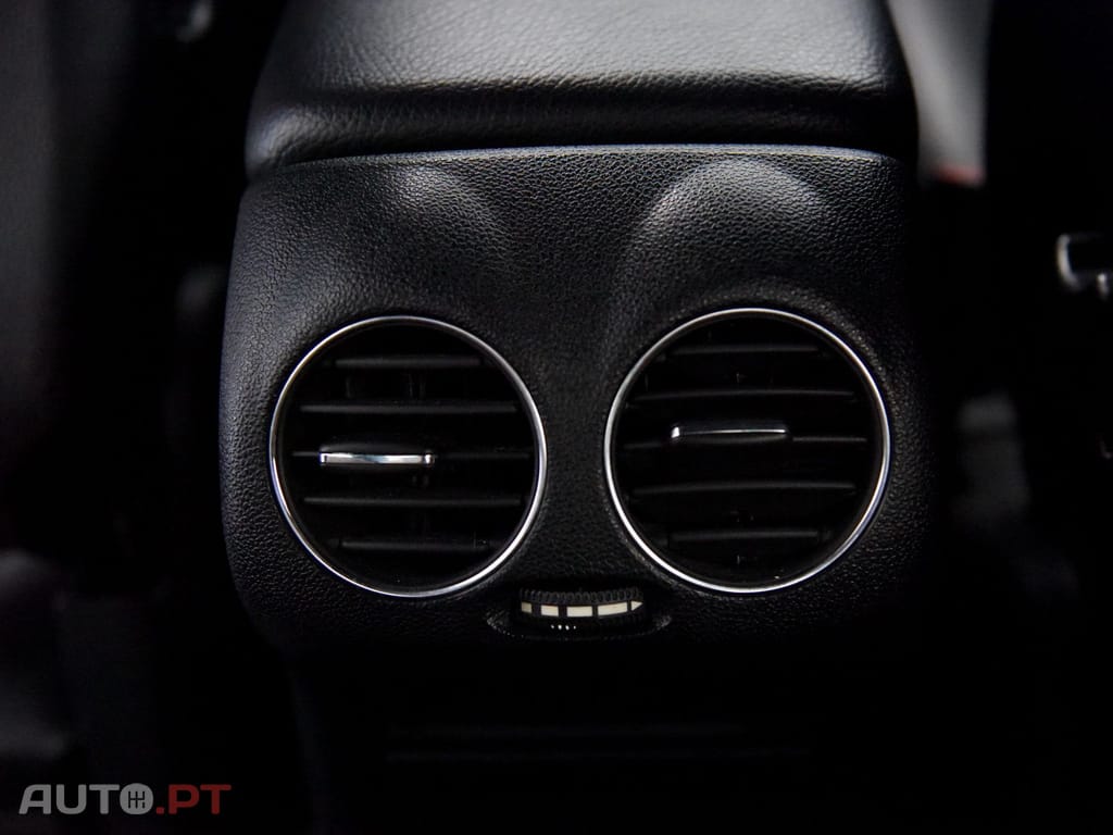Mercedes-Benz CLK 220 CDI AVANTGARDE AUTO.
